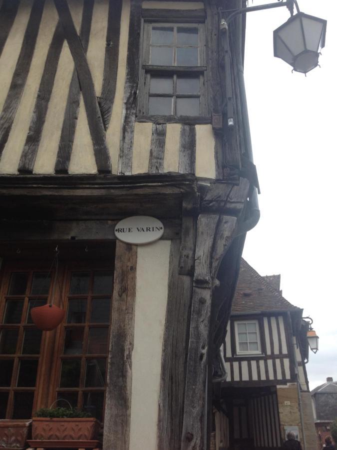 Bed and Breakfast Honfleur A Deux Экстерьер фото